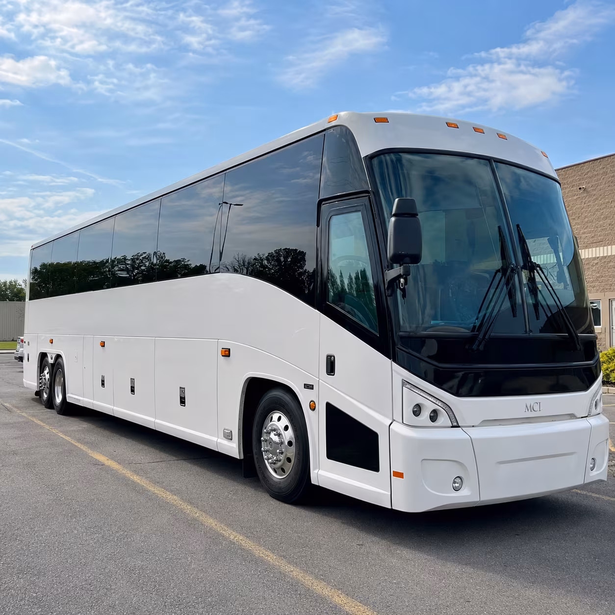 beach day and harbor tour buses for groups of every size