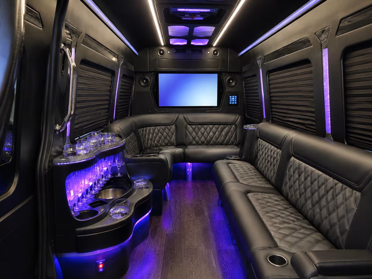 buses for vista san marcos and mission hills prom groups near oceanside