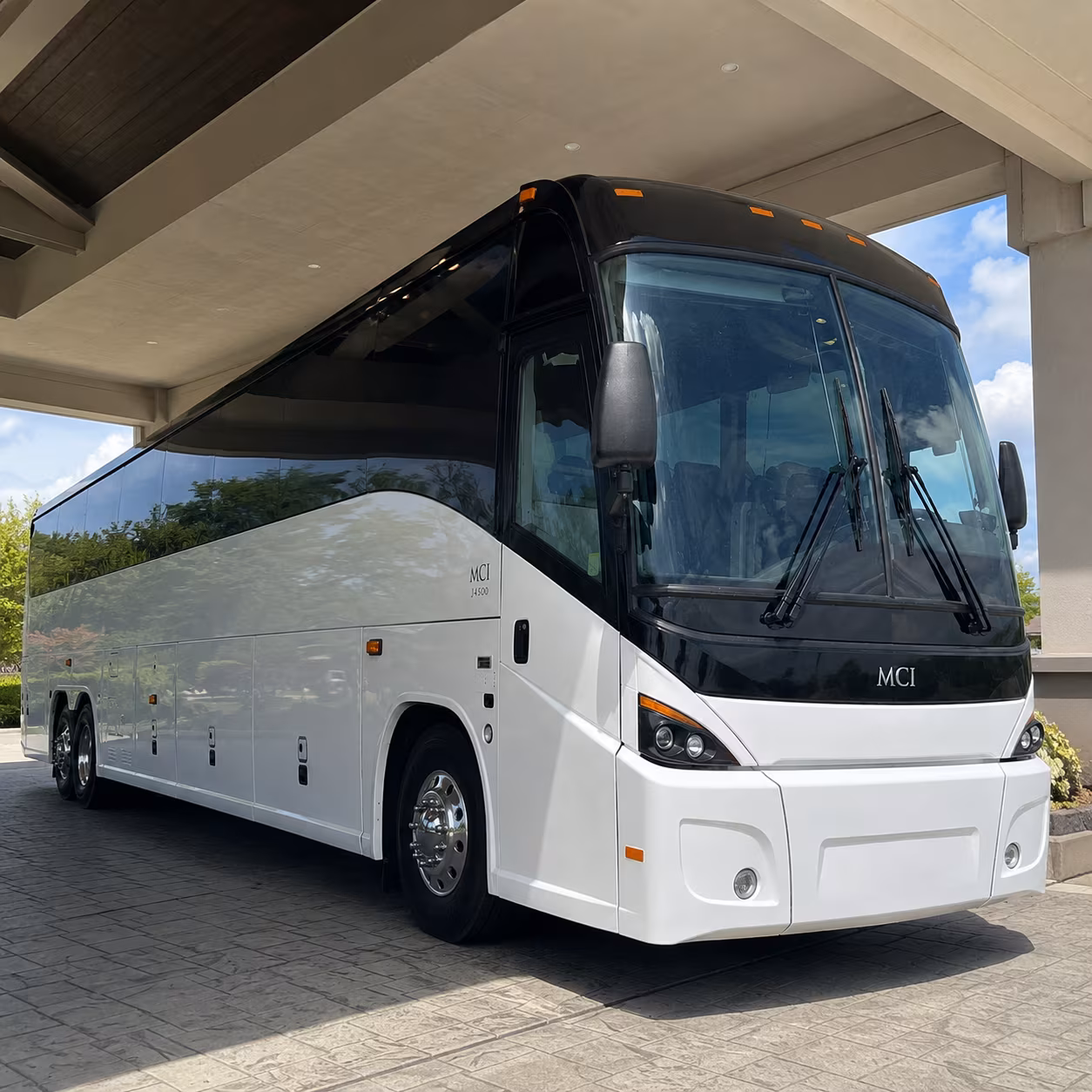 oceanside employee shuttle buses from escondido and the i 15 corridor
