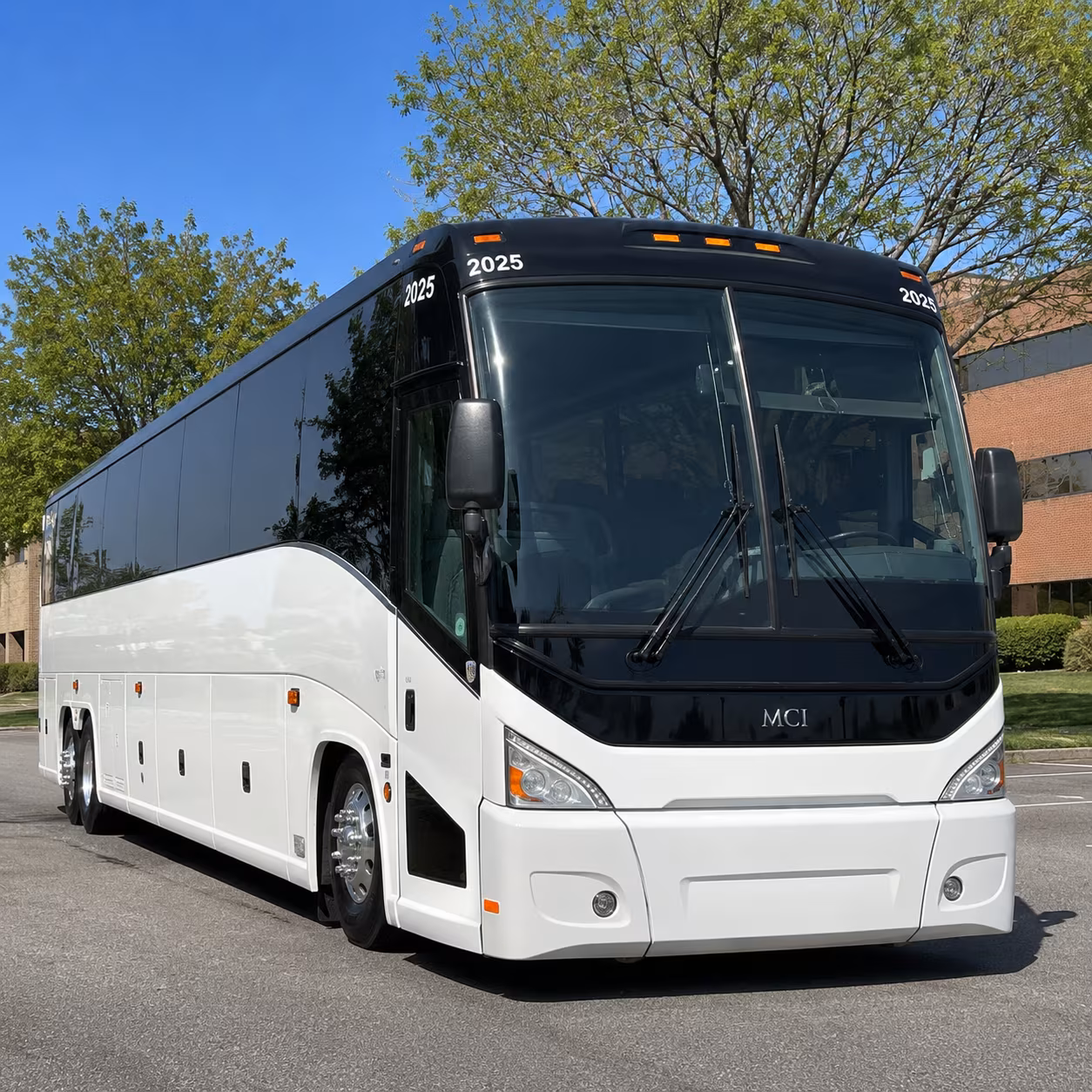 rent a bus in oceanside for pre prom dinners and strand celebrations