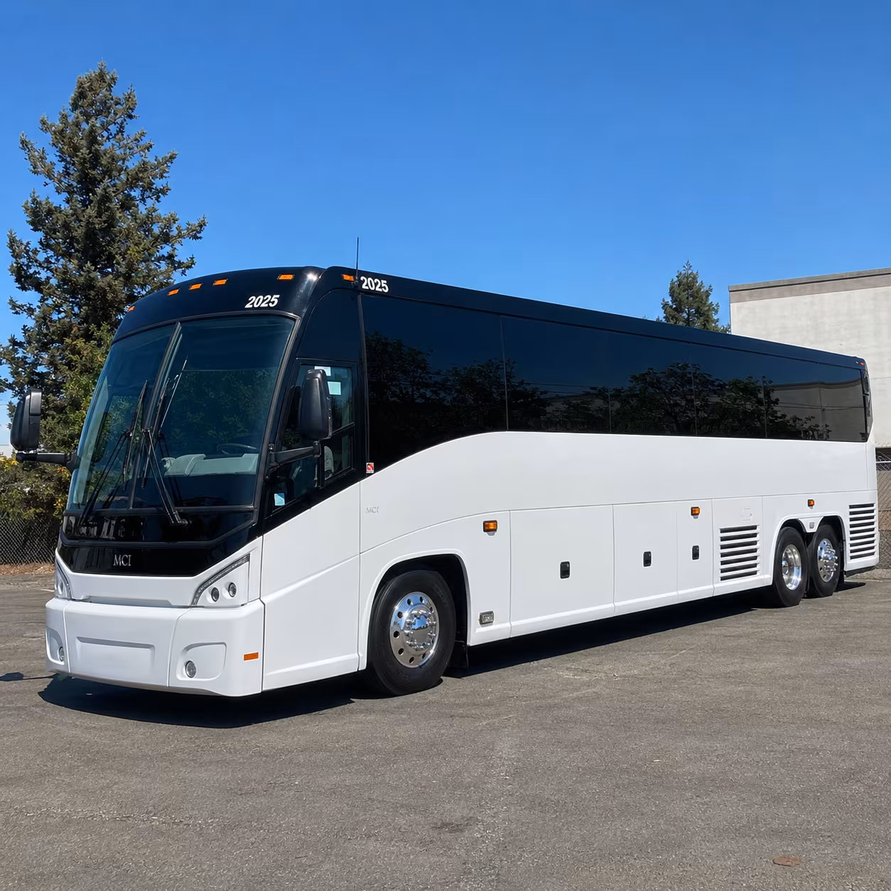 wedding transportation buses that keep every guest on schedule